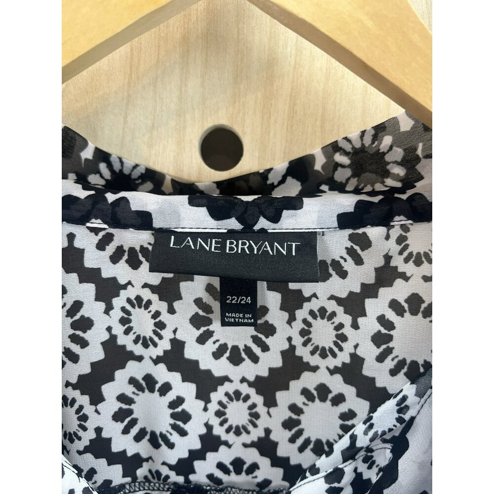 Lane Bryant Top Womens Size 22 / 24 Black White Print Sheer Flowy Blouse Scarf - Picture 4 of 16